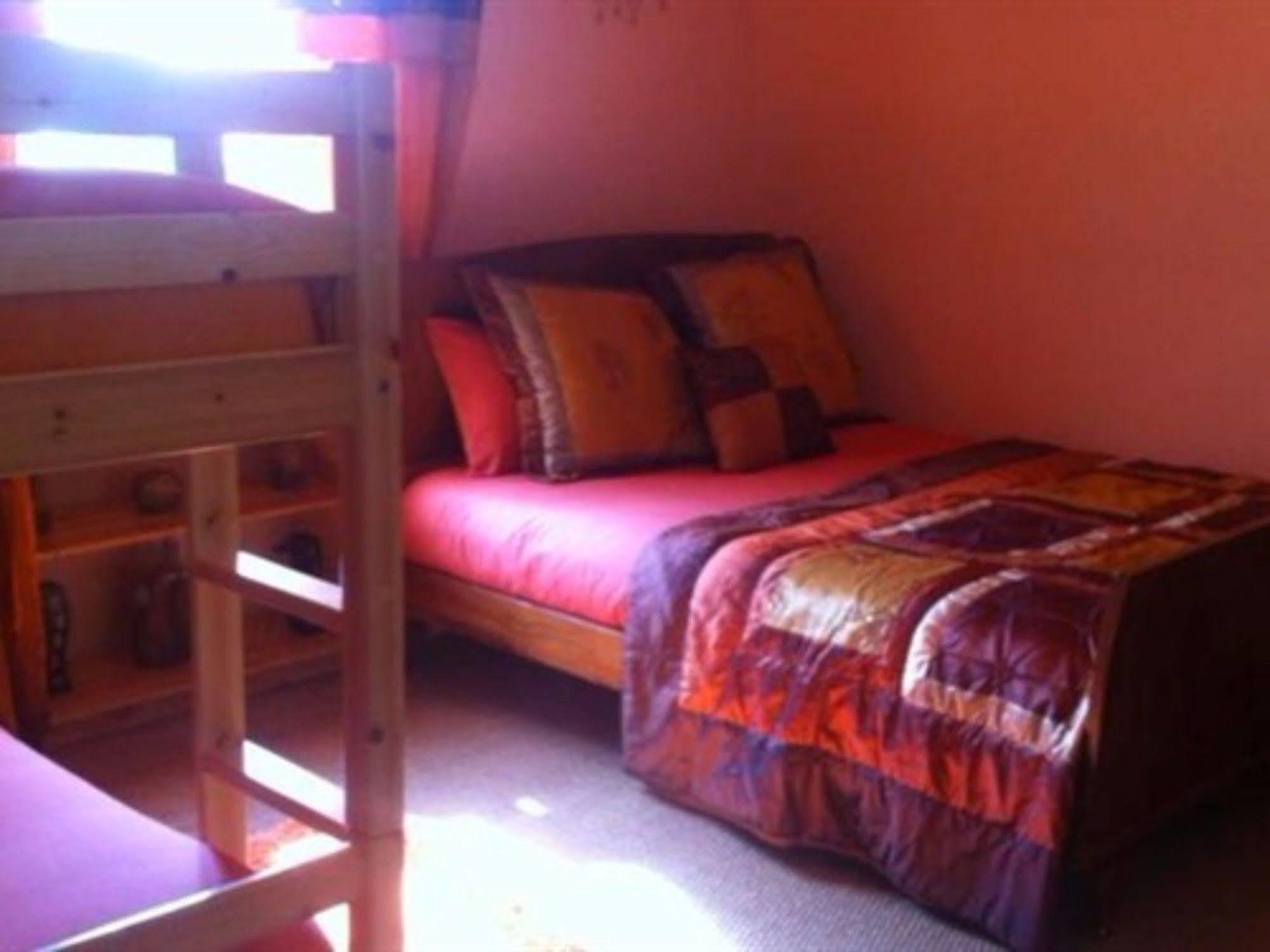 Sunset House Chambres De Hotes Magnac-Laval 외부 사진